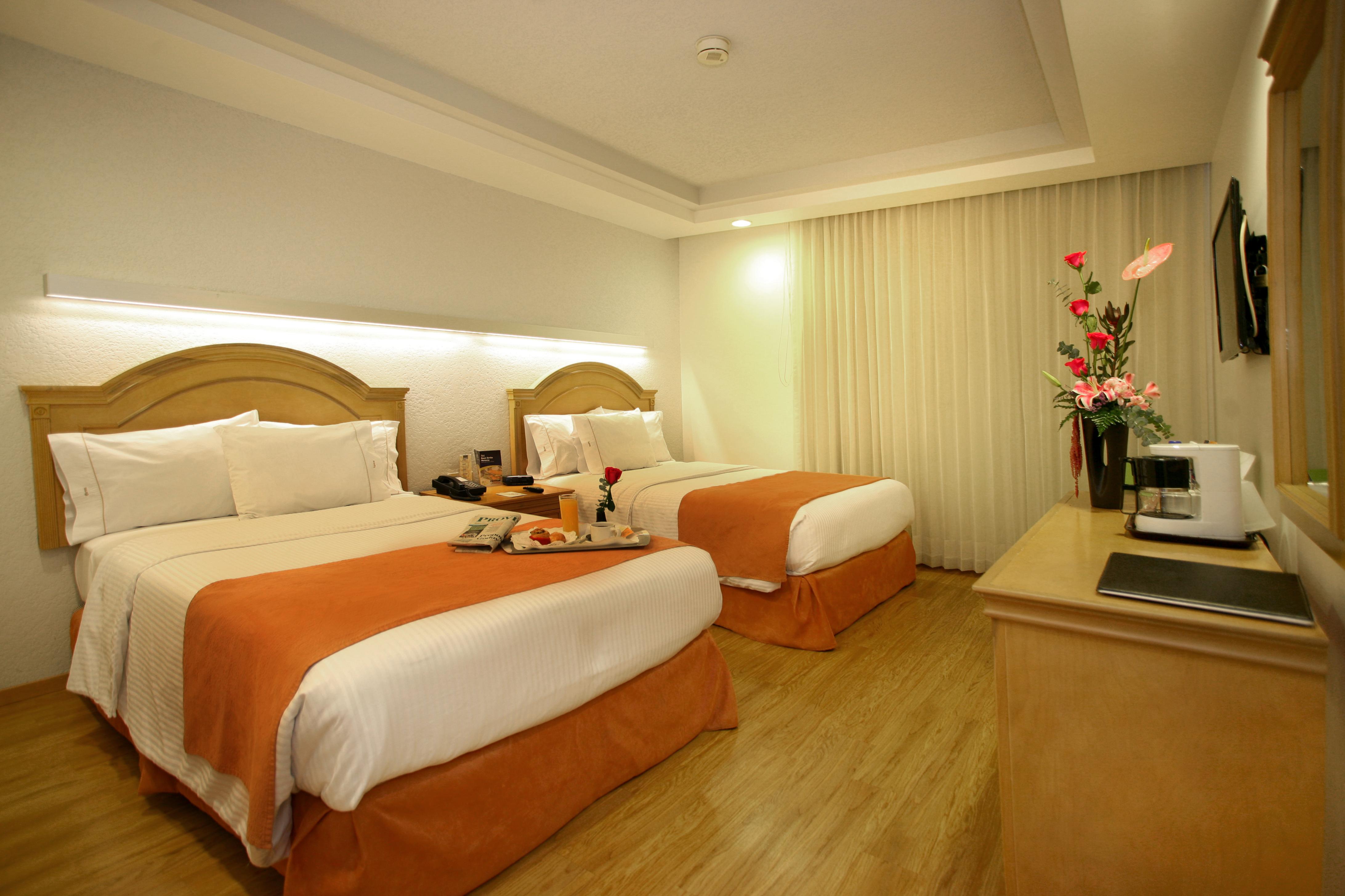 Hotel Horizon & Convention Center Morelia Extérieur photo