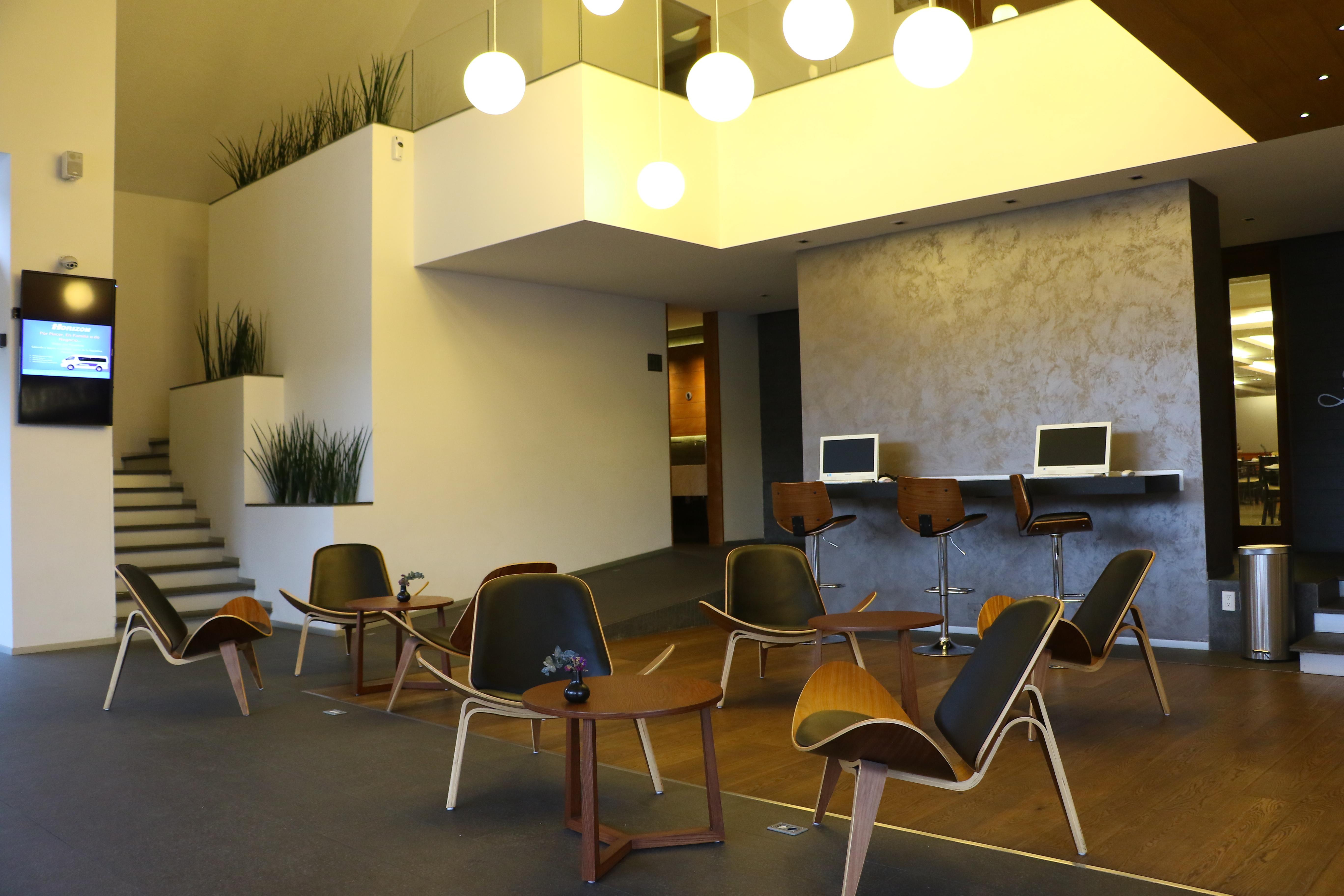 Hotel Horizon & Convention Center Morelia Extérieur photo
